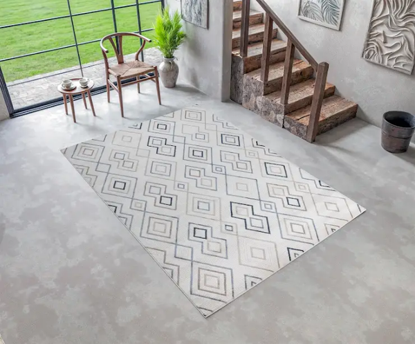 KODIAK LARGE DIAMOND PATTERN LIVING ROOM RUG